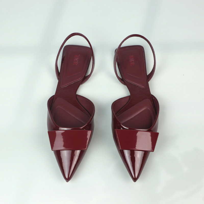 Leather Work Dress - Sandały damskie letnie na płaskiej podeszwie