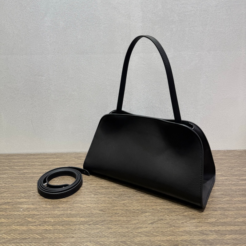 Damska minimalistyczna torebka – Leatherwork Hardware recenzja i cena