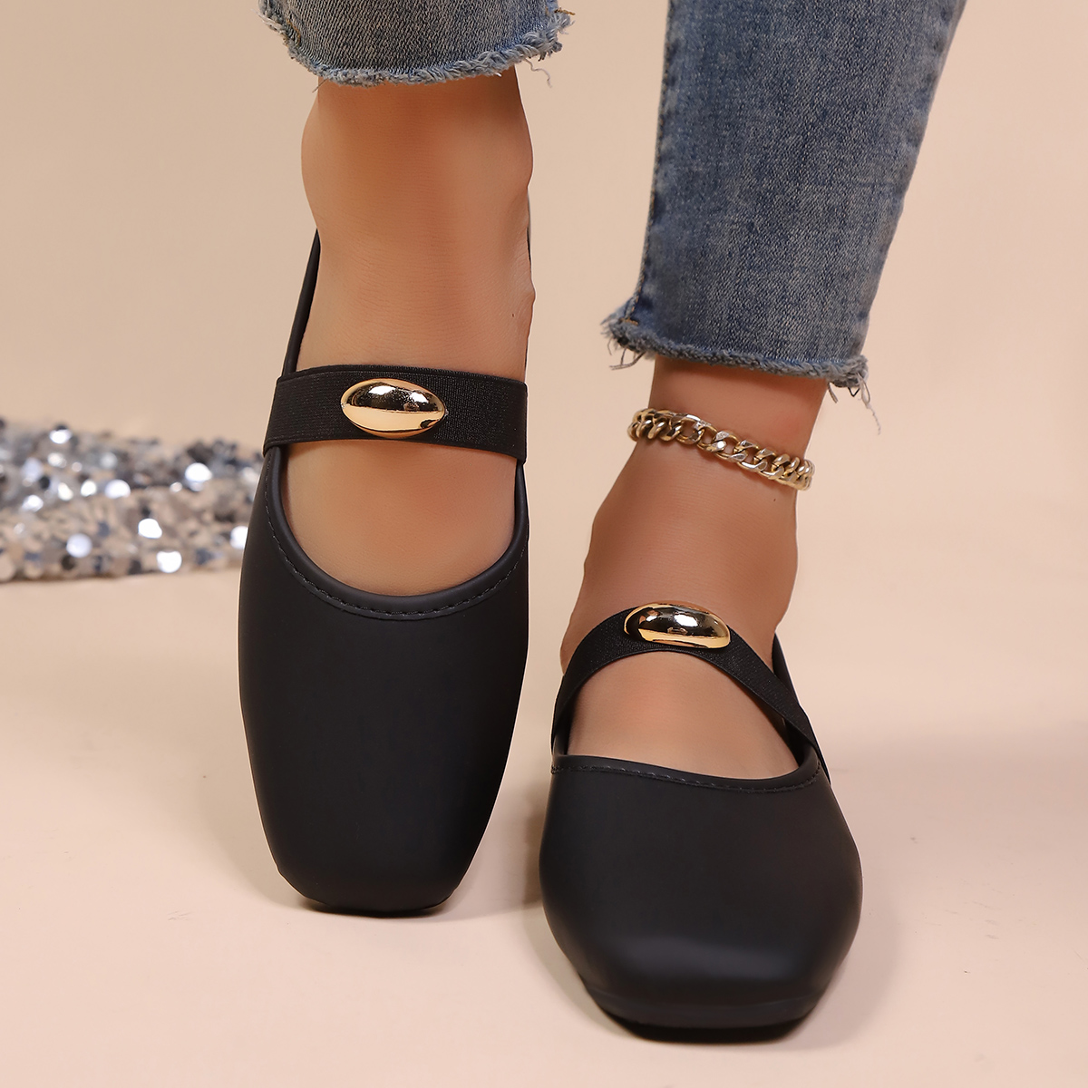 Minimalistyczne baleriny Mary  – Leatherwork Hardware recenzja i cena